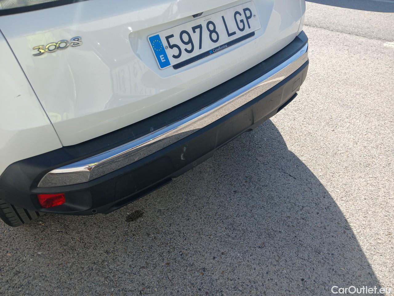  Peugeot  3008  Allure 1.2 PureTech 130CV AT8 E6dT #32
