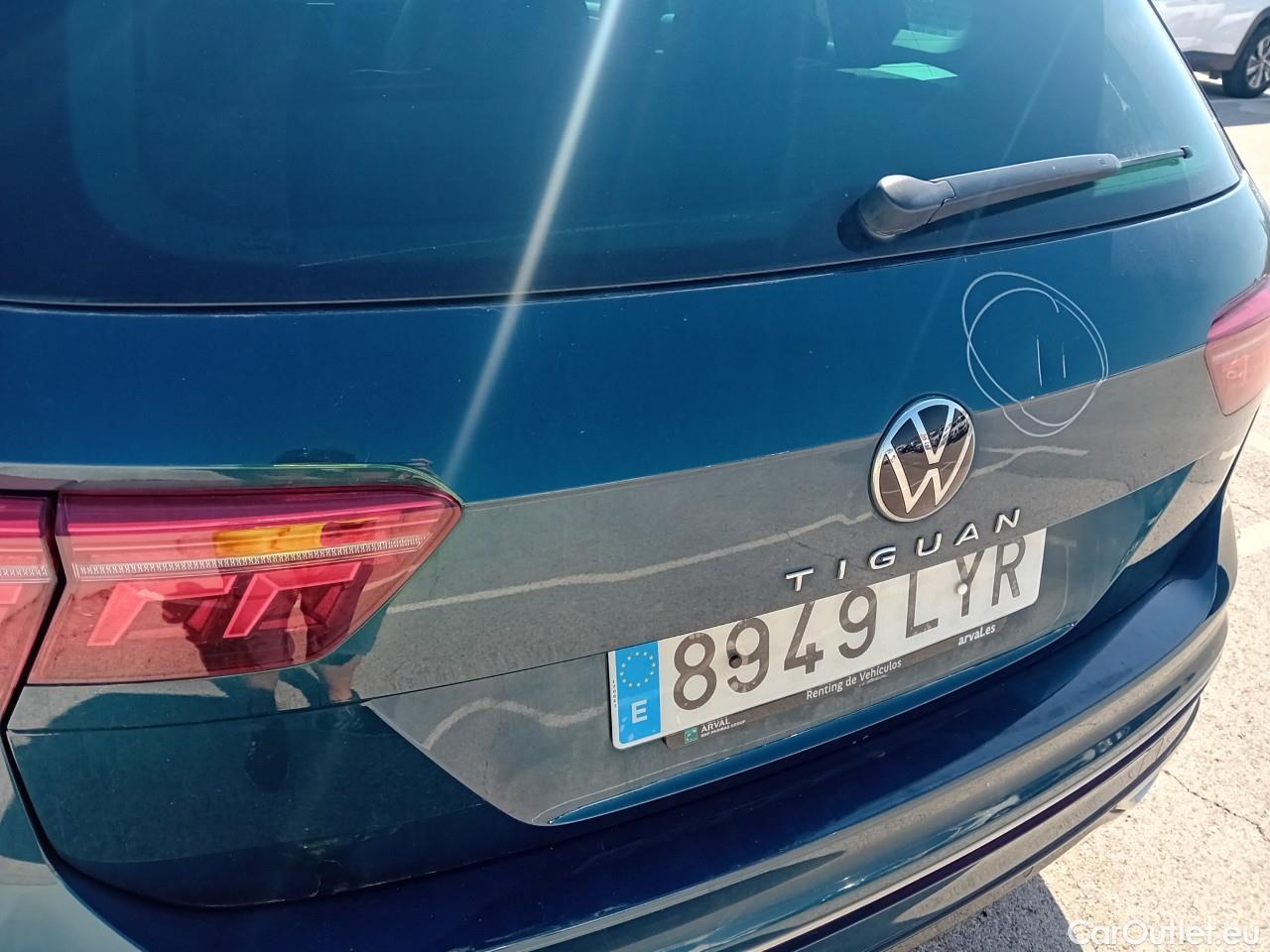  Volkswagen  Tiguan  R-Line 2.0 TDI 150CV AT7 E6d #17