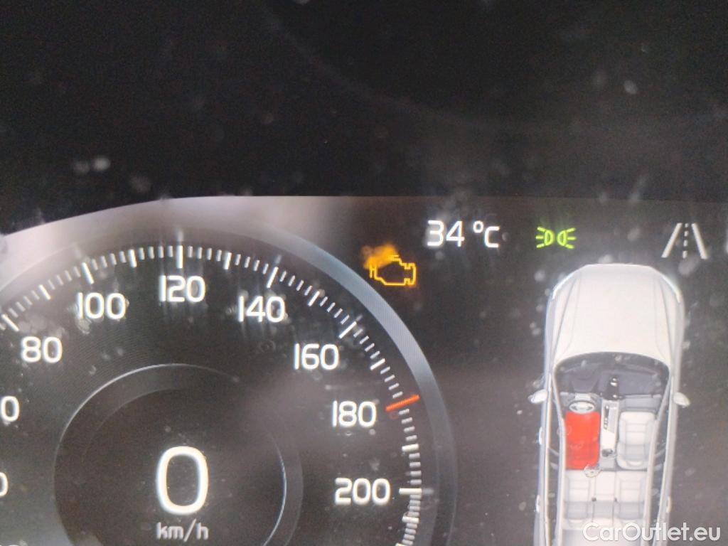  Volvo  XC60 VOLVO  / 2017 / 5P / todoterreno 2.0 T6 AWD Recharge Inscription Auto #40