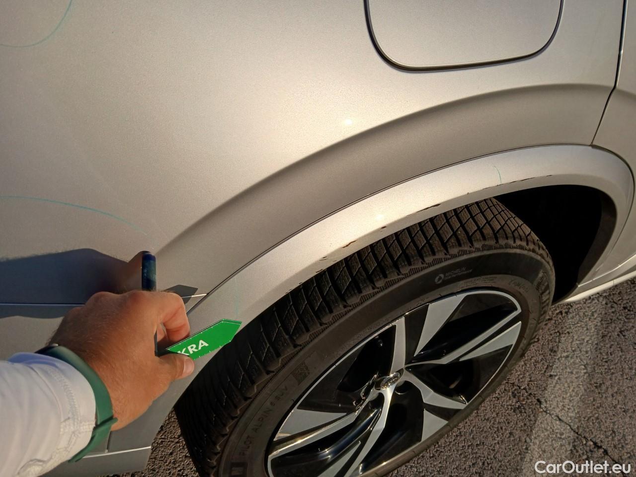  Volvo  XC90  R Design AWD 2.0 B5 235CV AT8 E6dT #37