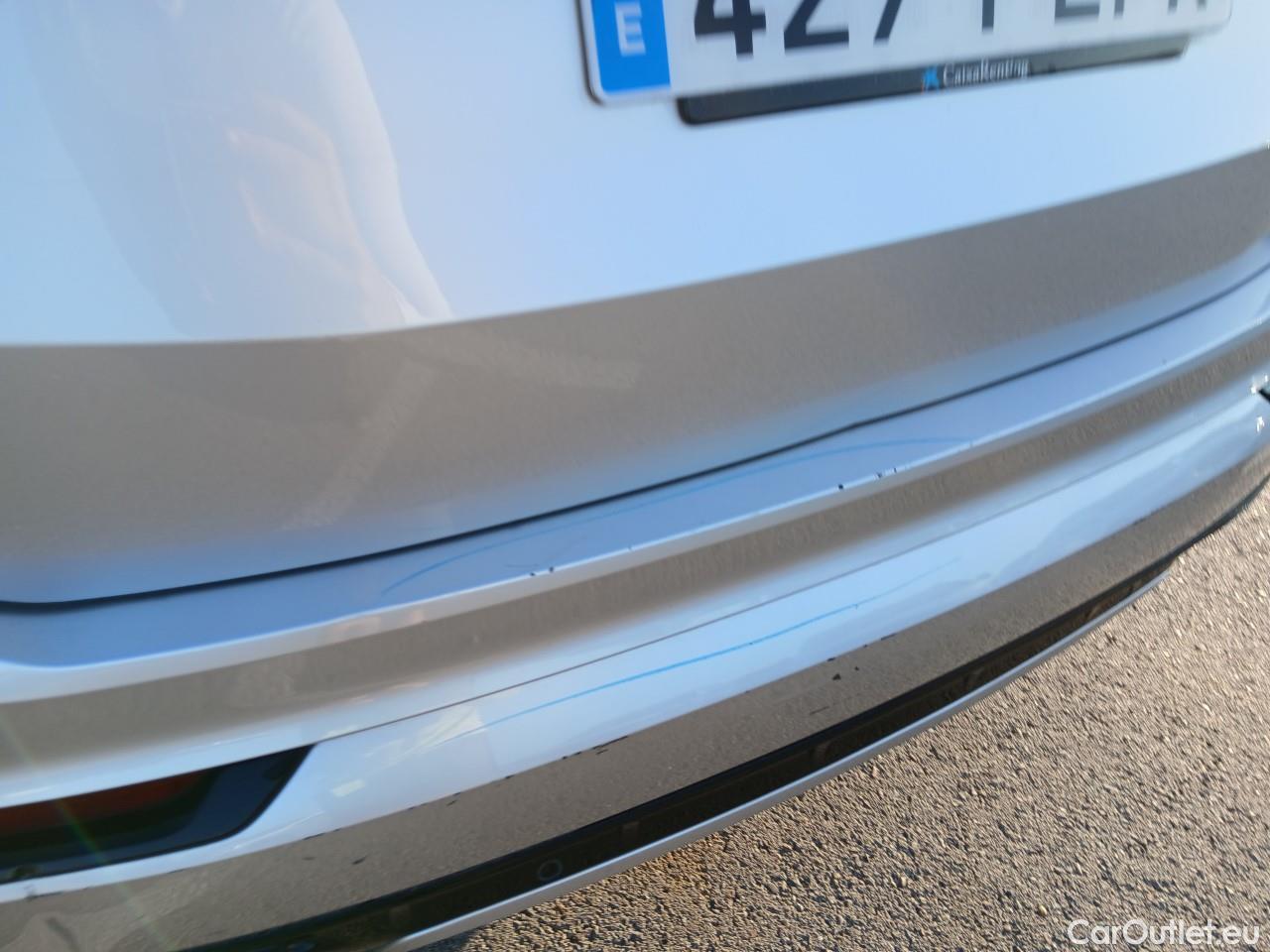  Volvo  XC90  R Design AWD 2.0 B5 235CV AT8 E6dT #25