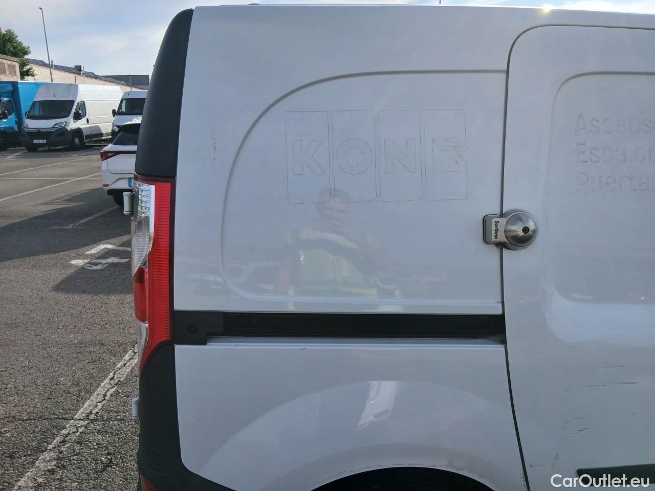  Renault  Kangoo  II Furgón Professional 1.5 dCi 95CV MT6 E6dT #24
