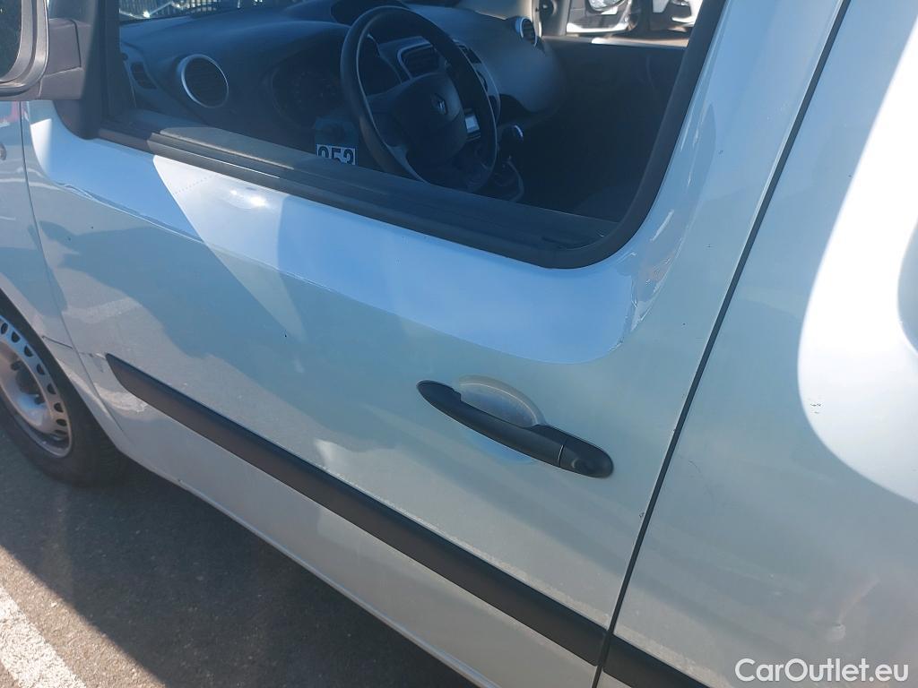  Renault  Kangoo  II Furgón Maxi 2p Profesional 1.5 dCi 95CV MT6 E6dT #19
