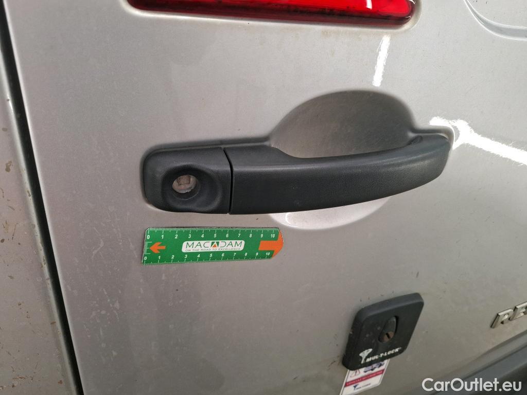  Renault  Master  Fourgon L1H2 3 5 (HD) Grand Confort dCi 145CV BVM6 E6 #10