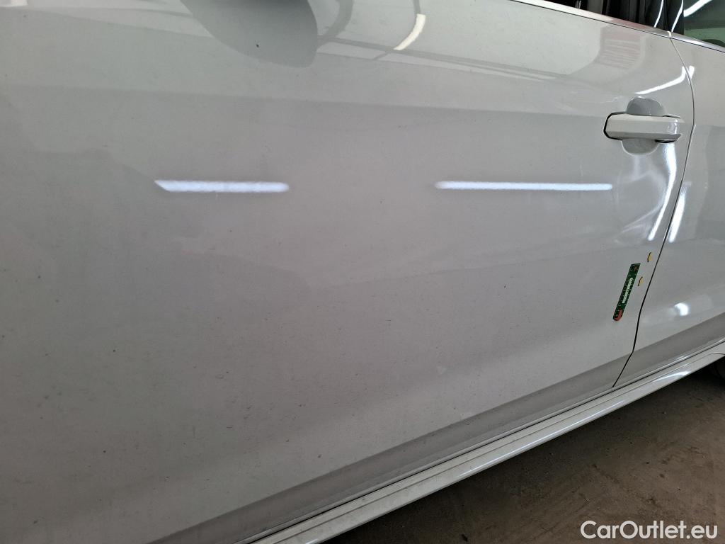  Audi  A4  Avant 30 TDI Business Line 2.0 TDI 135CV BVA7 E6d #15