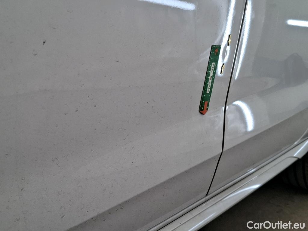  Audi  A4  Avant 30 TDI Business Line 2.0 TDI 135CV BVA7 E6d #16