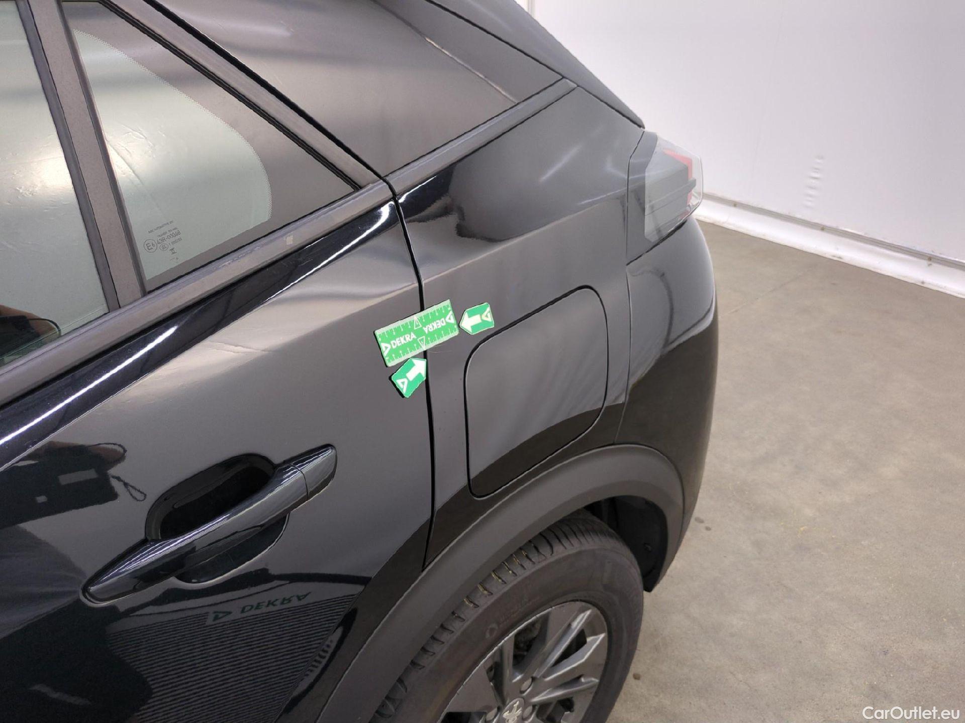  Peugeot  2008  Active Pack 1.2 PureTech 130CV BVA8 E6d #41