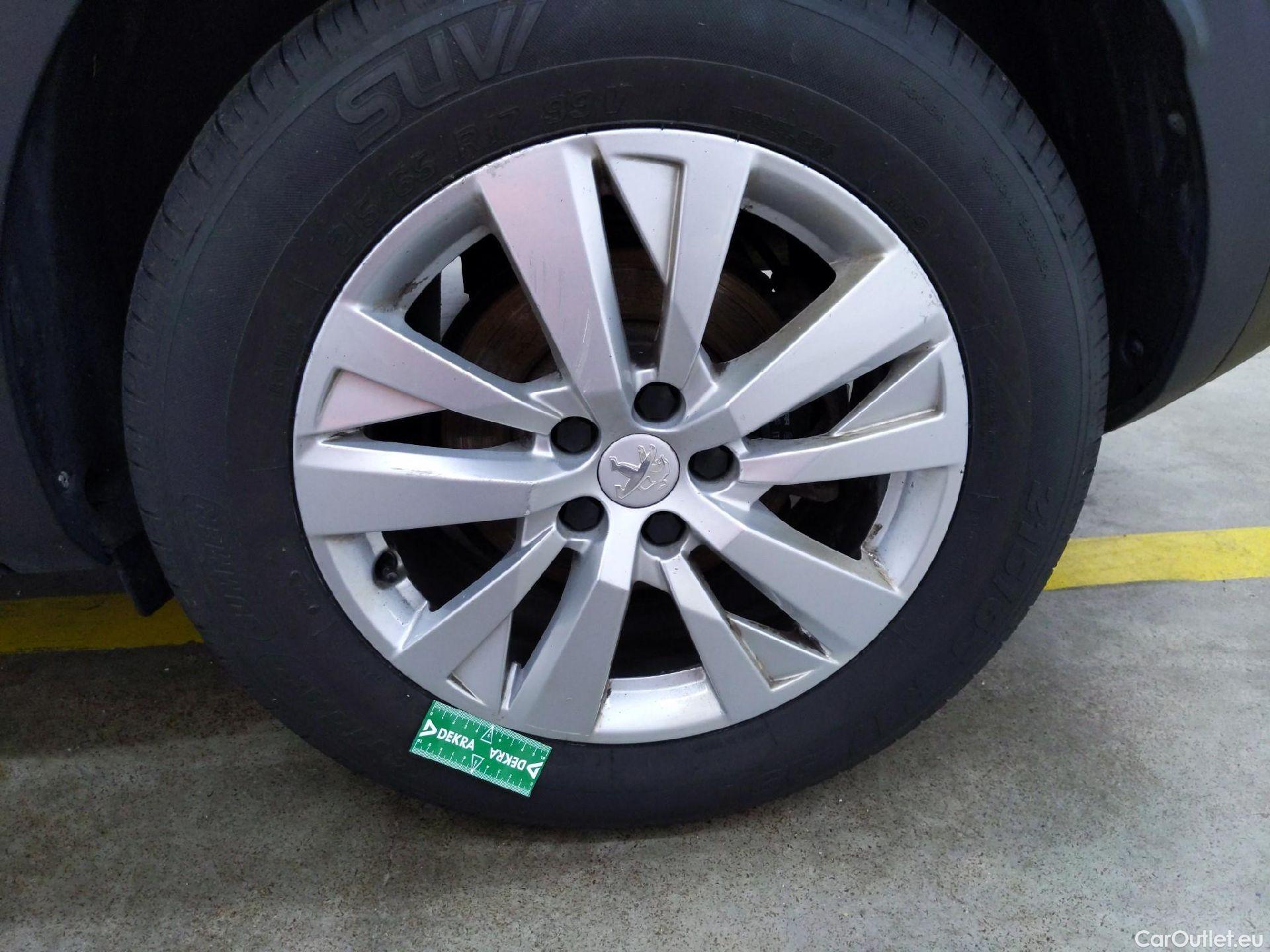  Peugeot  3008  Active Business 1.5 HDi 130CV BVA8 E6d #32