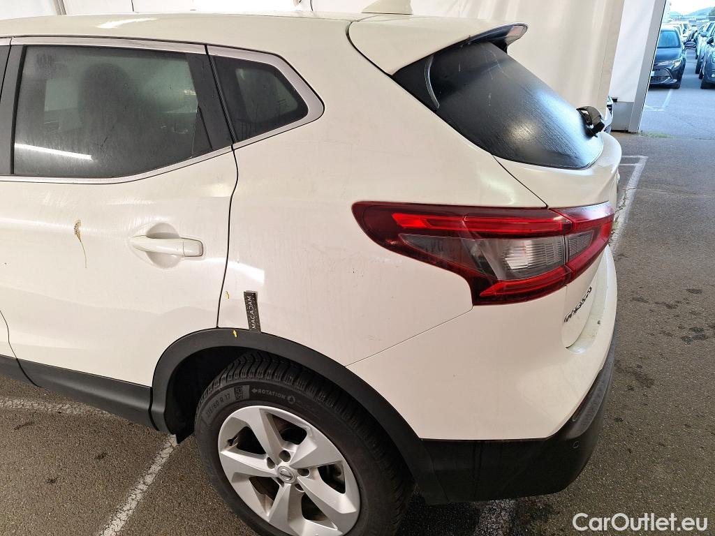  Nissan  Qashqai NISSAN  / 2017 / 5P / Crossover 1.5 DCI 115 Business Edition #1