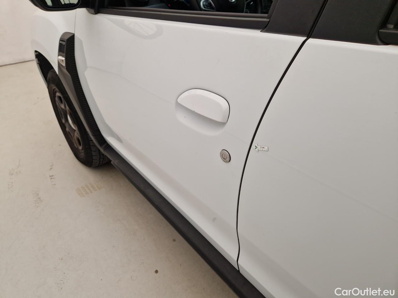  Dacia  Duster 1.5 Blue dCi 115CP Comfort 4WD #2