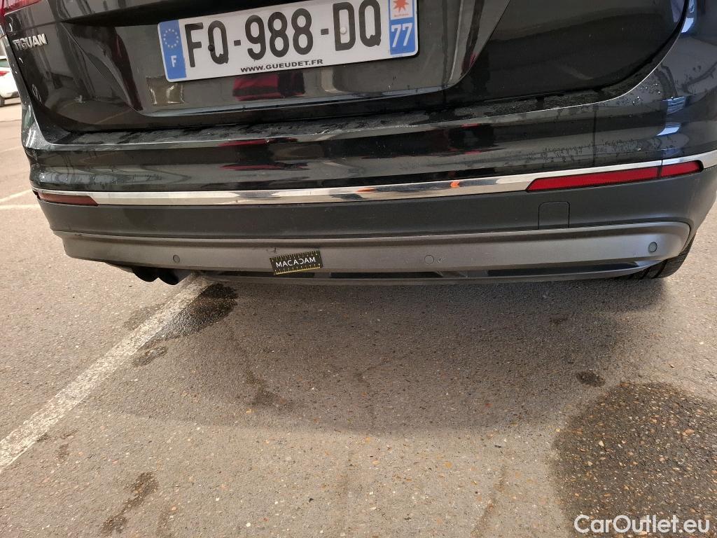  Volkswagen  Tiguan VOLKSWAGEN  / 2016 / 5P / SUV 2.0 TDI 150 DSG7 Carat #39