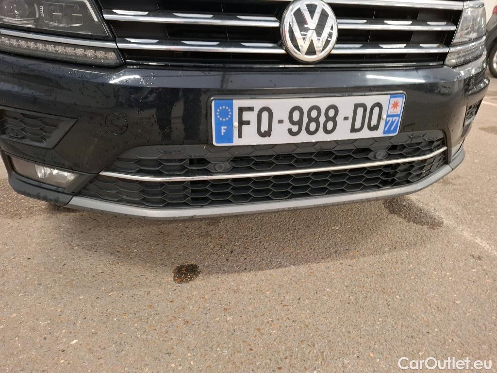  Volkswagen  Tiguan VOLKSWAGEN  / 2016 / 5P / SUV 2.0 TDI 150 DSG7 Carat #82