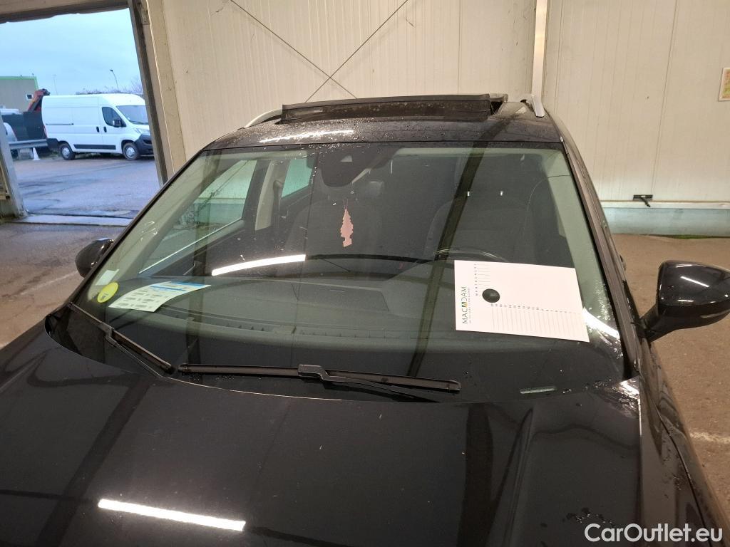  Volkswagen  Tiguan VOLKSWAGEN  / 2016 / 5P / SUV 2.0 TDI 150 DSG7 Carat #1