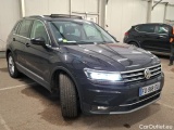  Volkswagen  Tiguan VOLKSWAGEN  / 2016 / 5P / SUV 2.0 TDI 150 DSG7 Carat #4