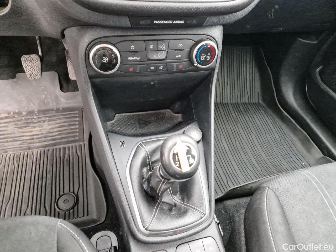  Ford  Fiesta 1.5 TDCi 85CP Trend Connected #40