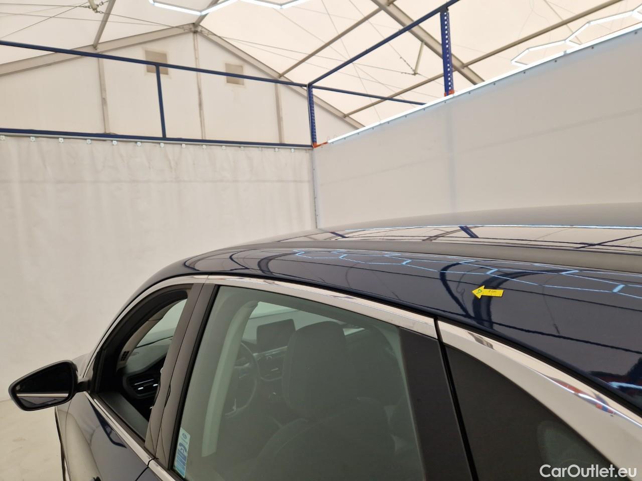  Ford  Kuga 2.0 EcoBlue 190CP Titanium A8 AWD #37