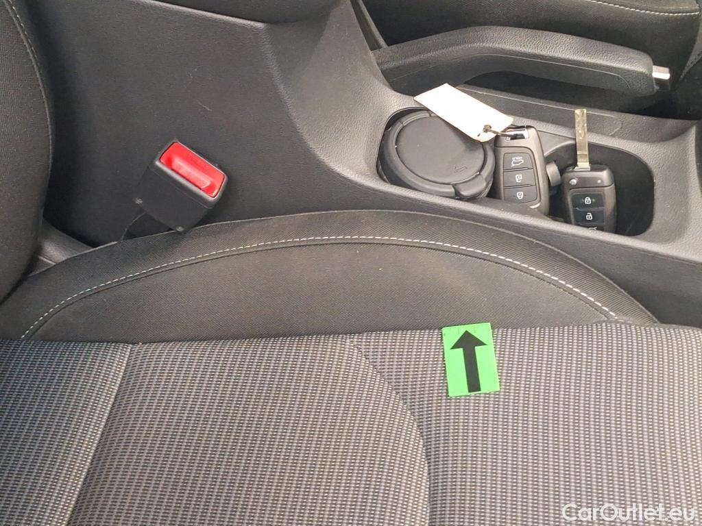  Hyundai  i30 1.5 110CP Comfort #16