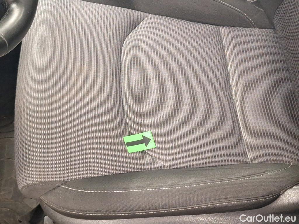  Hyundai  i30 1.5 110CP Comfort #36
