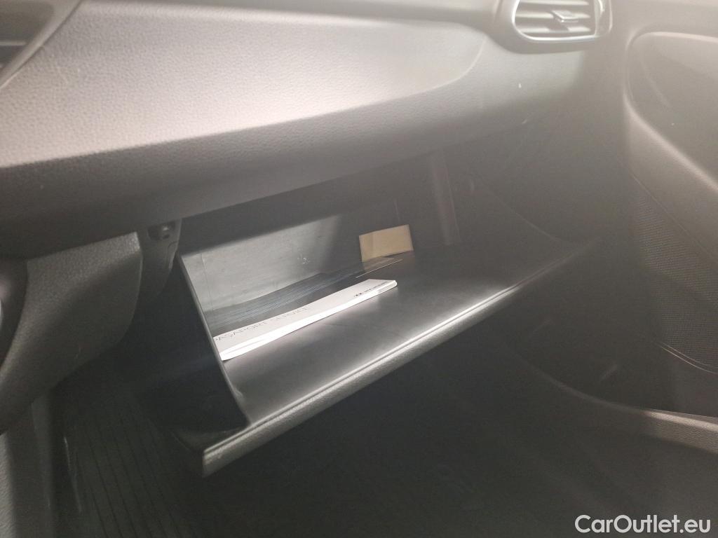  Hyundai  i30 1.5 110CP Comfort #7