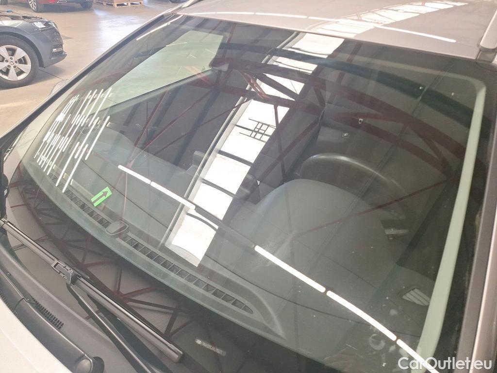  Hyundai  i30 1.5 110CP Comfort #1
