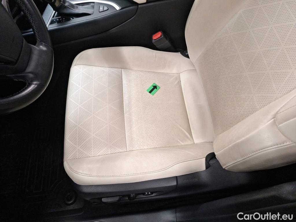  Lexus  IS 2.0 250h Luxury Auto E-Four #3