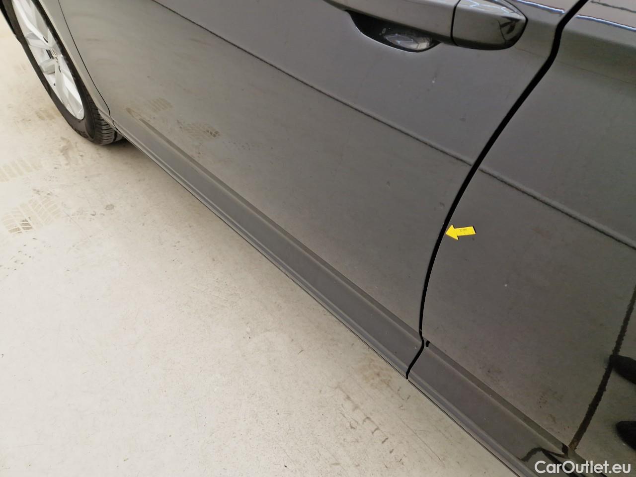  Volkswagen  Passat Comfortline 2.0 TDI DSG 150 CP #1