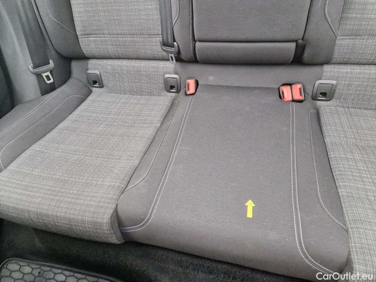  Volkswagen  Passat Comfortline 2.0 TDI DSG 150 CP #24