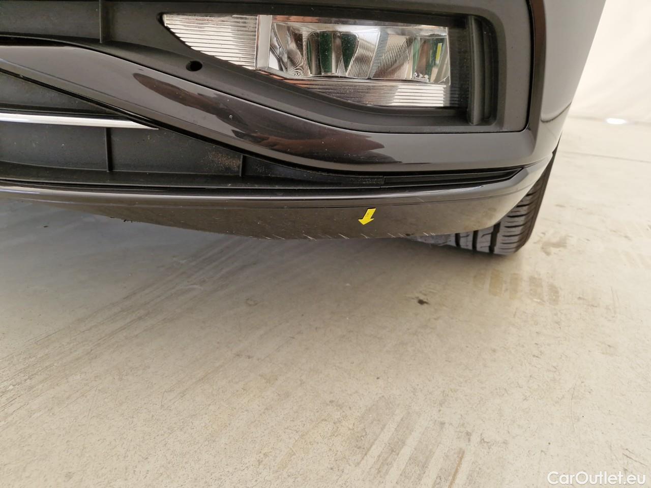 Volkswagen  Passat Comfortline 2.0 TDI DSG 150 CP #6