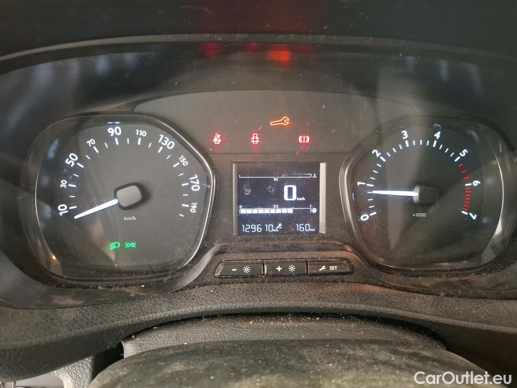  Citroen  Jumpy CITROEN  VU 4p Fourgon Taille M BlueHDi 120 S&S BVM6 Club #24