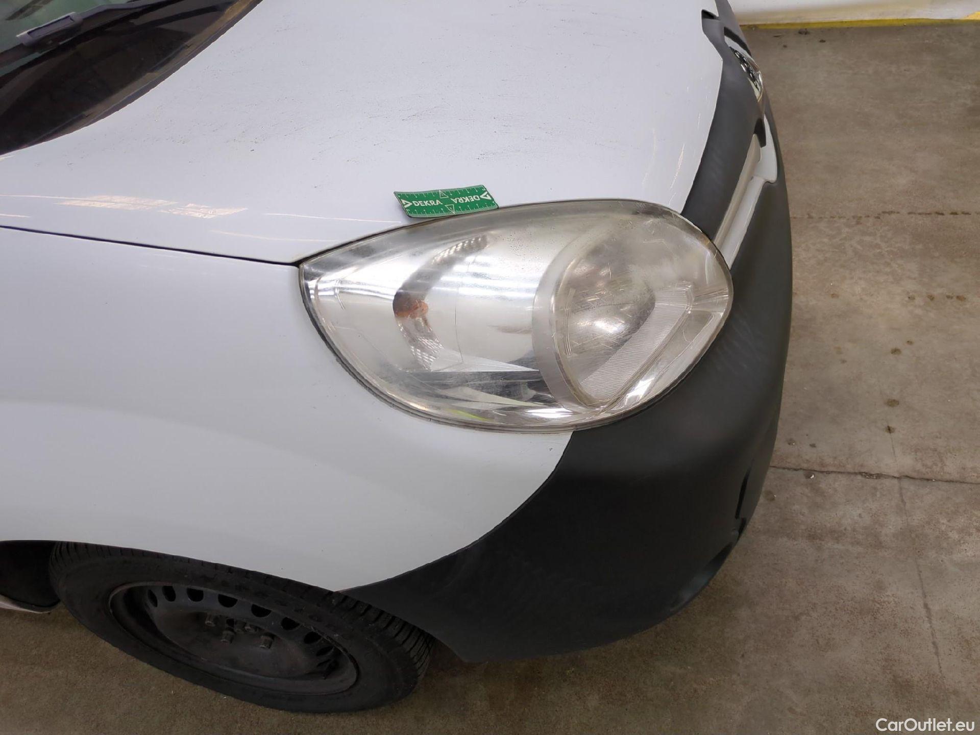  Renault  Kangoo  Express Extra (Série Spéciale) 1.5 dCi 75CV BVM5 E6 #32