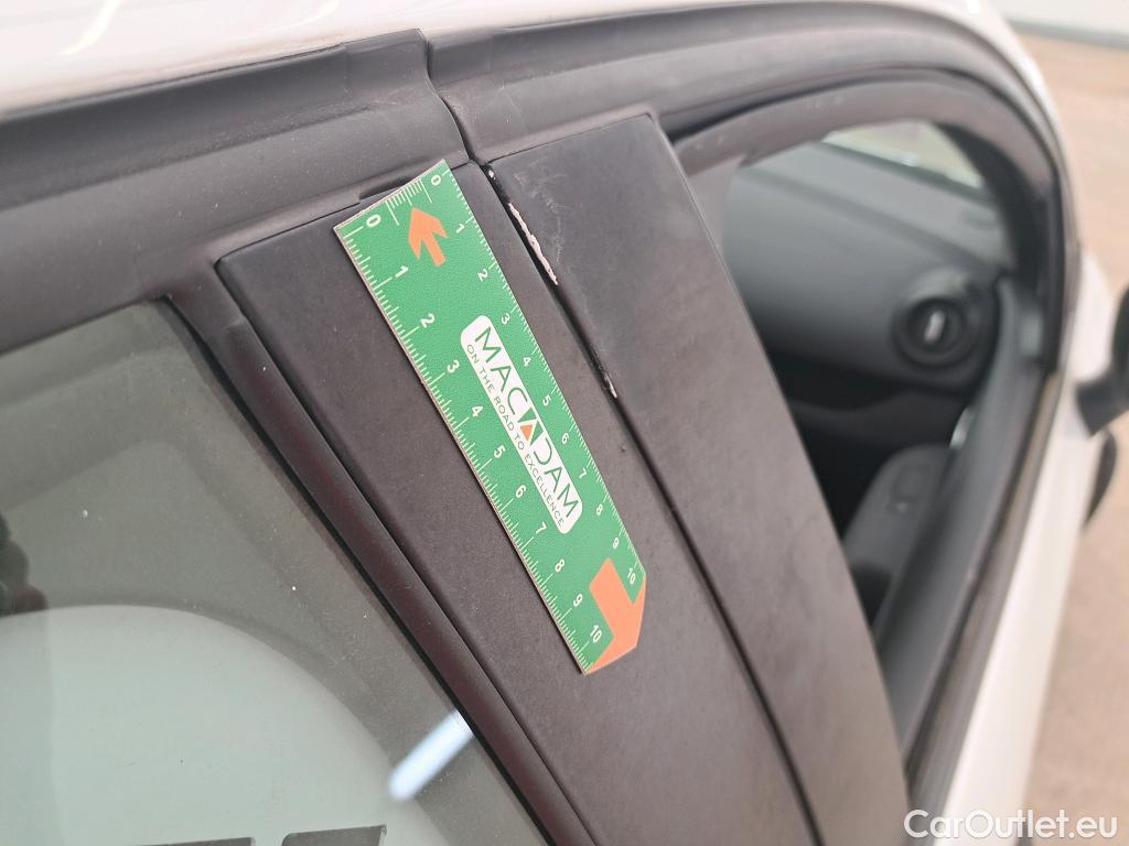  Renault  Clio  IV Air 1.5 dCi 75CV BVM5 E6 #31