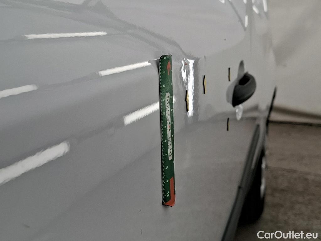  Renault  Kangoo  Express Maxi Extra (Série Spéciale) 1.5 dCi 90CV BVM5 E6 #37