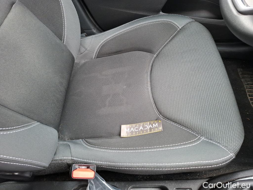  Renault  Clio  IV Air MediaNav 1.5 dCi 90CV BVM5 E6 #14