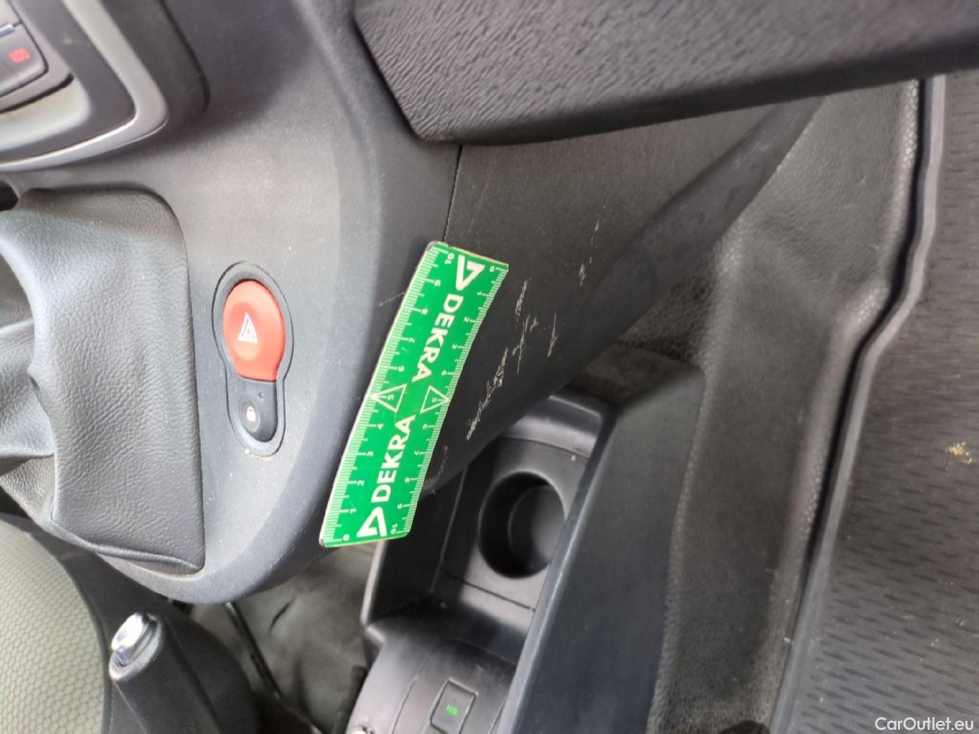  Renault  Kangoo  Express Extra (Série Spéciale) 1.5 dCi 75CV BVM5 E6 #10