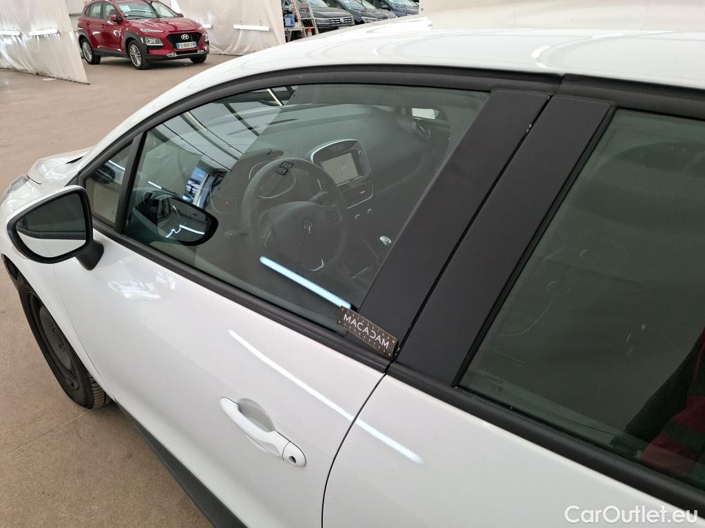  Renault  Clio  IV Air MediaNav 1.5 dCi 90CV BVM5 E6 #3