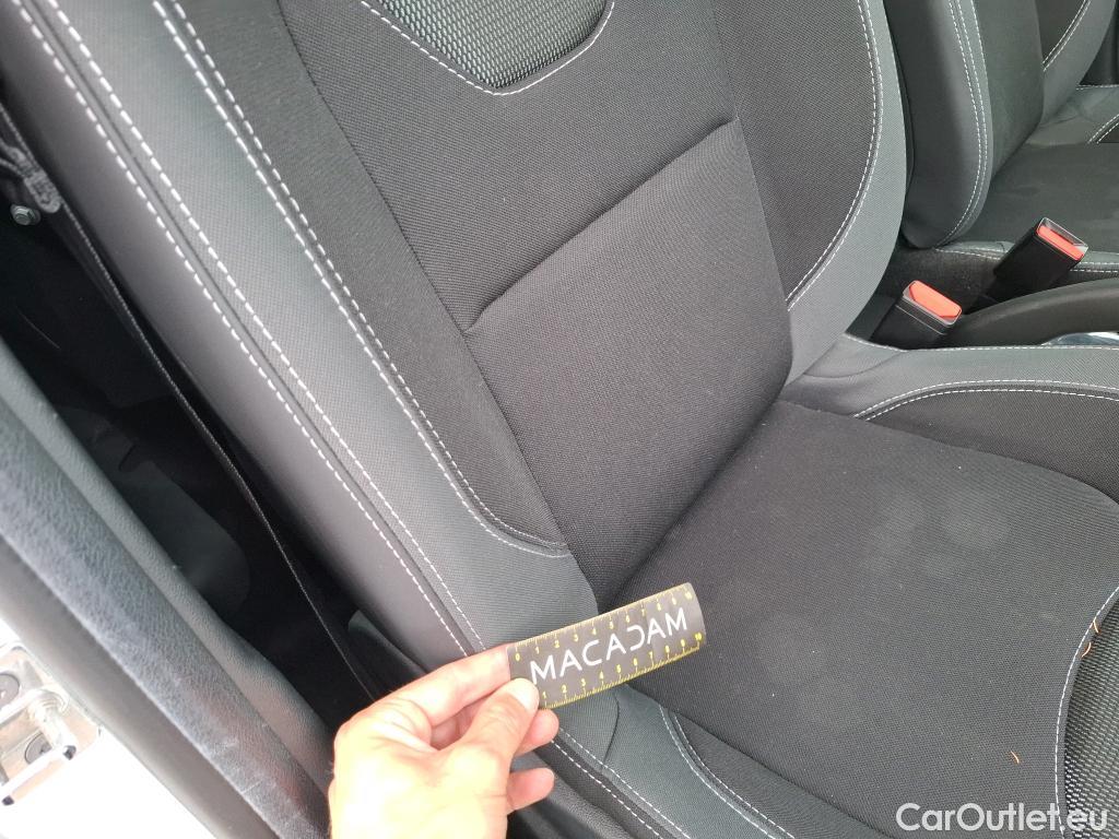  Renault  Clio  IV Air MediaNav 1.5 dCi 90CV BVM5 E6 #13