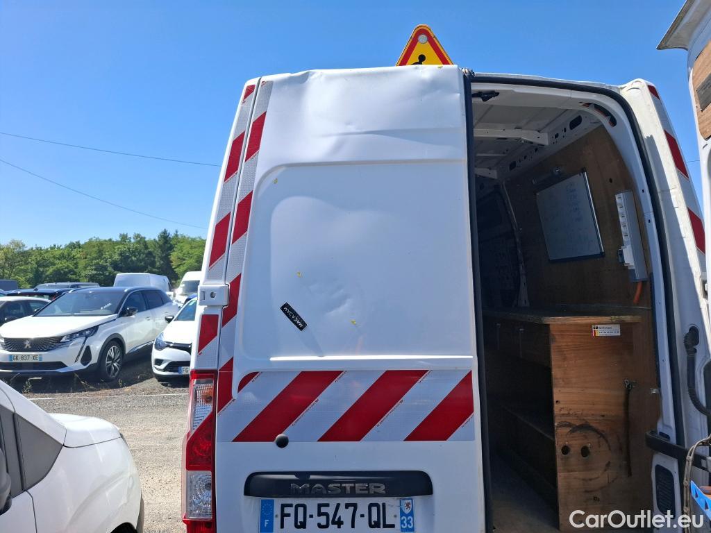  Renault  Master RENAULT  / 2019 / 4P / Fourgon tôlé FG Tr GCF F3300 L2H2 dCi 135 #1