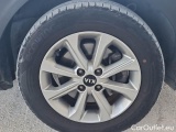  KIA  STONIC KIA  / 2017 / 5P / SUV 1.4 GPL STYLE #17