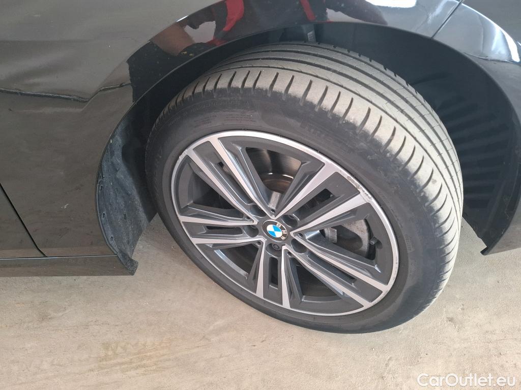  Bmw  Serie 2 BMW Série 2 Gran Coupé / 2019 / 4P / Berline 220D AUTO Business Design #11