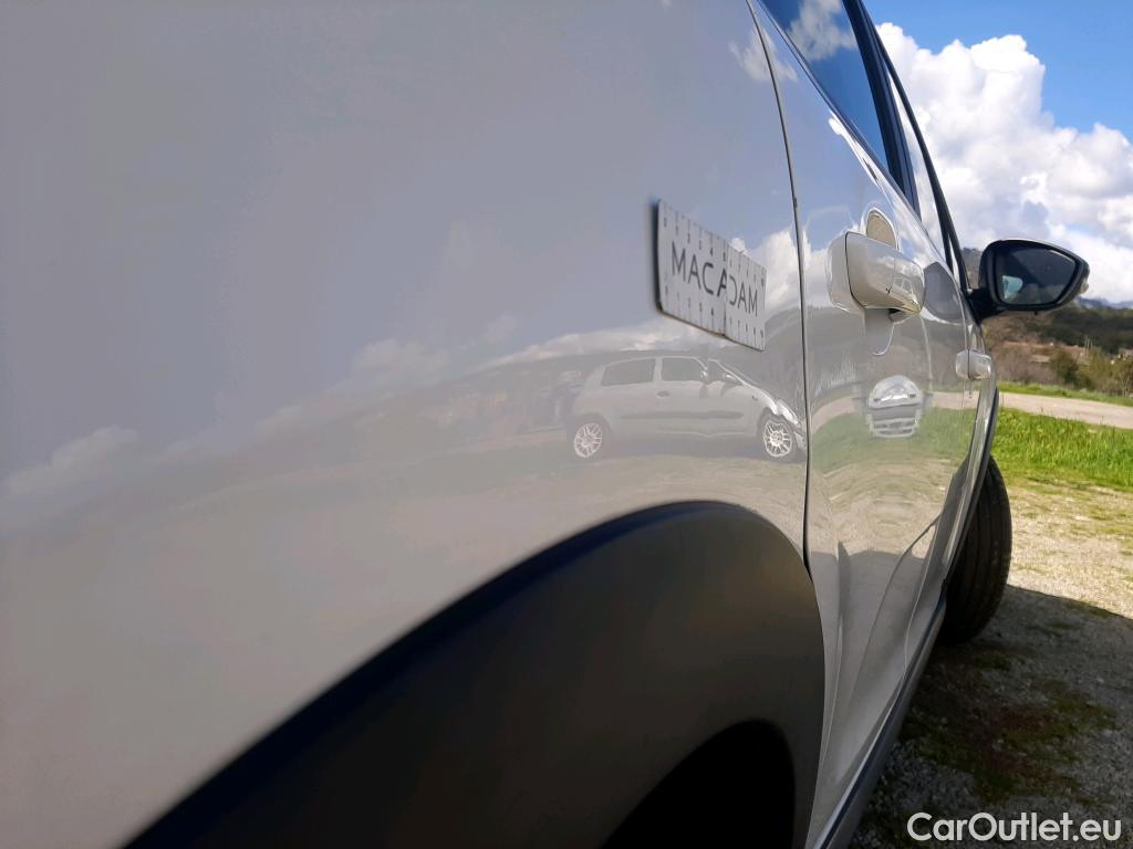  Citroen  C3  Feel 1.2 PureTech 110CV BVM6 E6dT #11