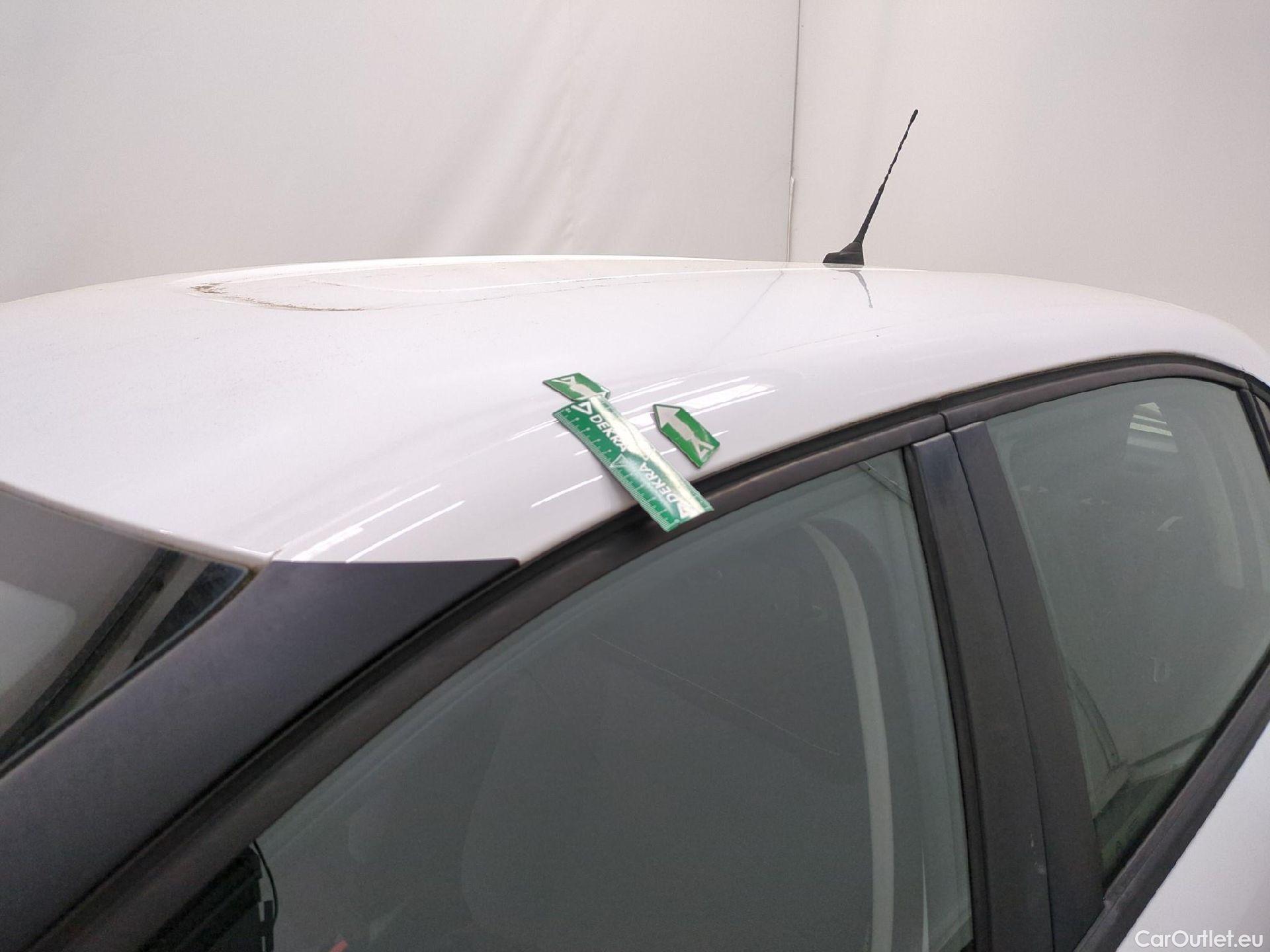  Citroen  C3 CITROEN  / 2016 / 5P / Berline PureTech 82 S&S BVM Feel Business #22