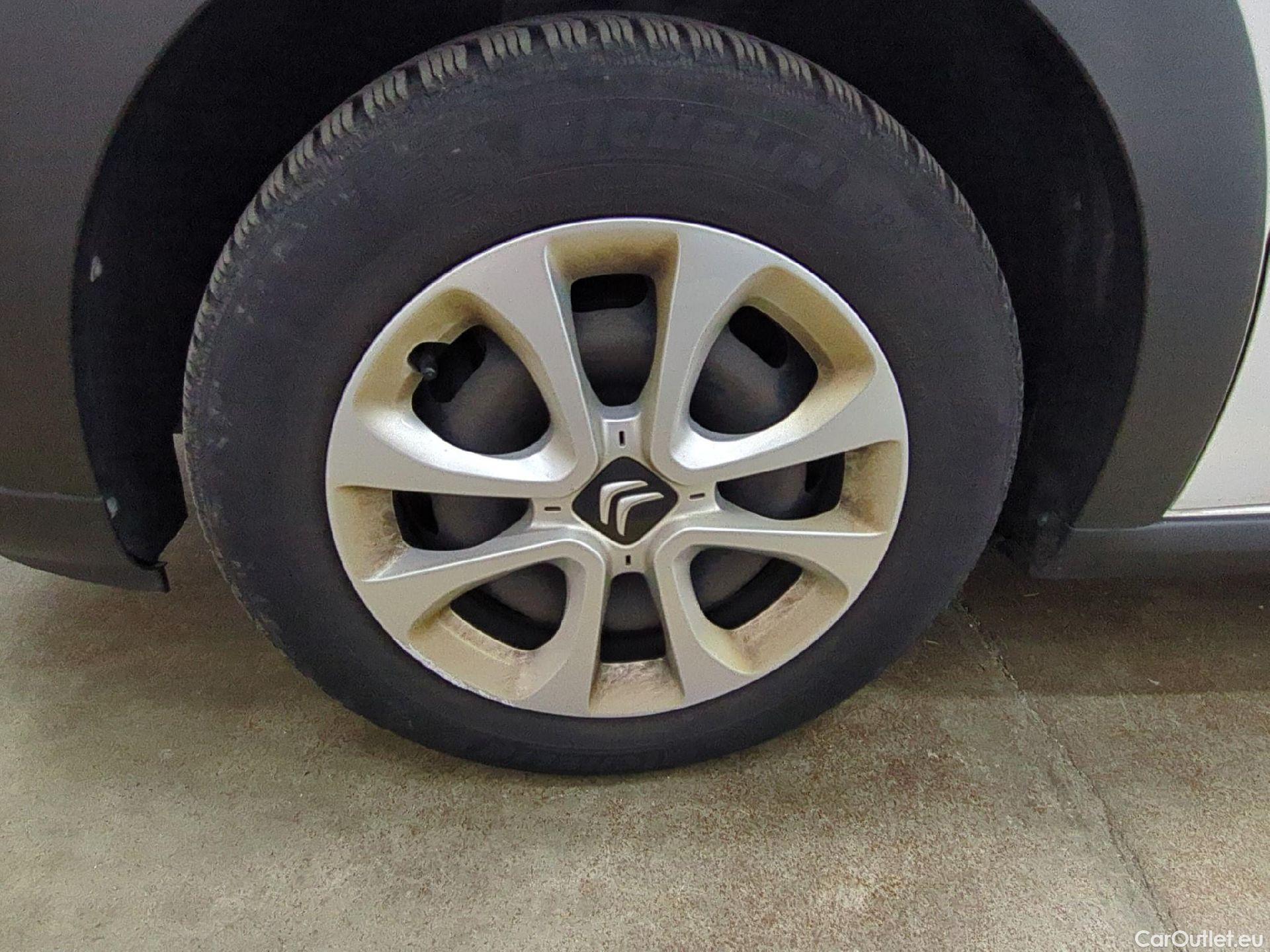  Citroen  C3 CITROEN  / 2016 / 5P / Berline PureTech 82 S&S BVM Feel Business #4