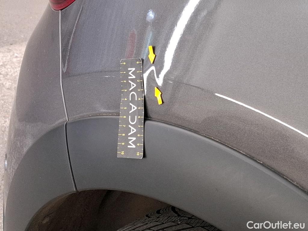  Citroen  C3  Shine Business 1.2 PureTech 110CV BVM6 E6d #9