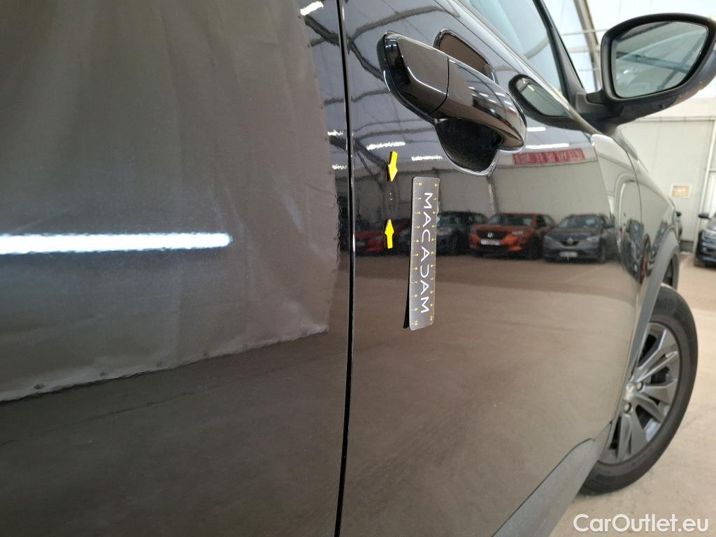  Peugeot  2008  Active Pack 1.2 PureTech 130CV BVA8 E6d #17