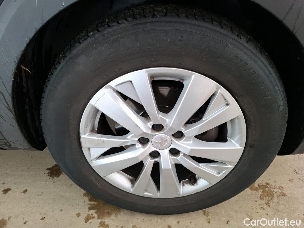  Peugeot  3008  Active 1.2 PureTech 130CV BVA8 E6d #18