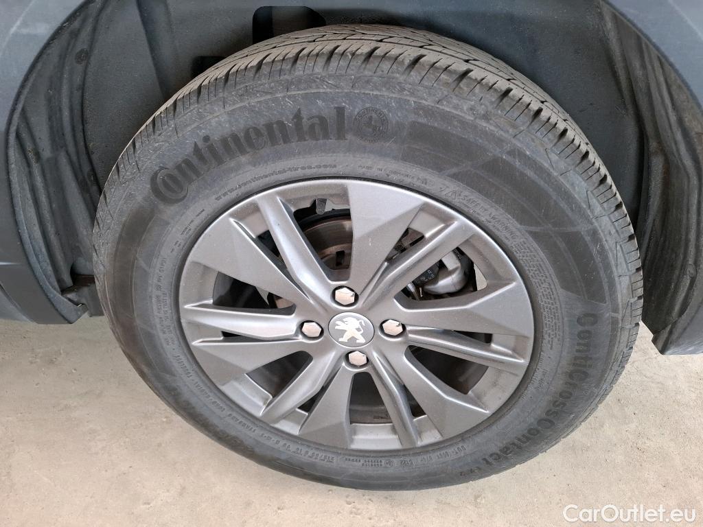  Peugeot  2008  Active Pack 1.2 PureTech 130CV BVA8 E6d #21