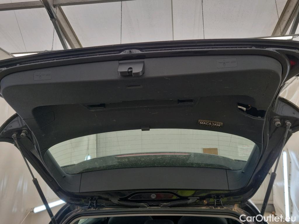  Volkswagen  Golf  VOLKSWAGEN 5p Berline 1.6 TDI 115 BVM5 Cft Busi BMT #1