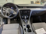  Volkswagen  Passat VARIANT 2.0 TDI SCR DSG  38 #3
