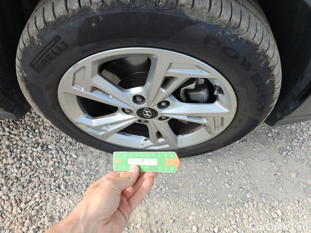  Hyundai  Konna HYUNDAI Kona / 2020 / 5P / todoterreno 1.0 TGDI 48V Tecno 4X2 #31