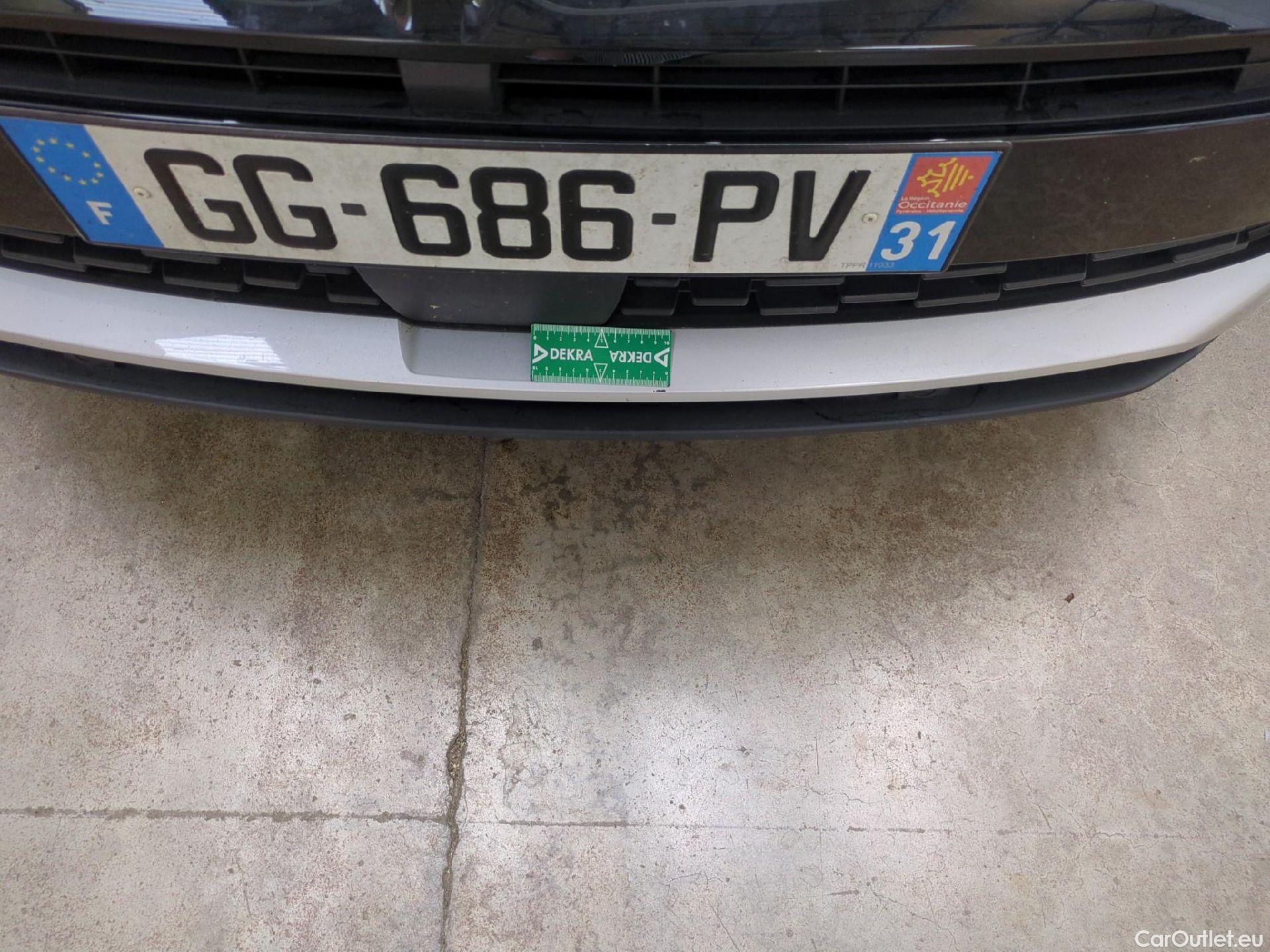  Opel   Grandland X Grandland X Elegance Business 1.5 130CV BVA8 E6d #8